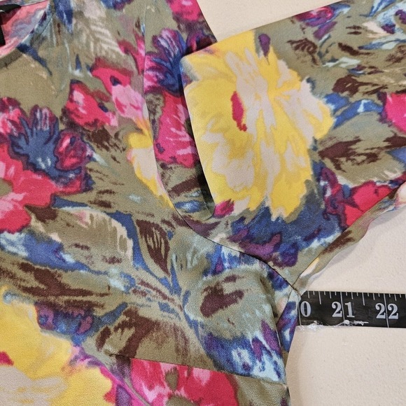 J. Crew Floral Watercolor Blouse Womens Size M 3/4 Sleeves Boho Cottage Artsy - Picture 6 of 8